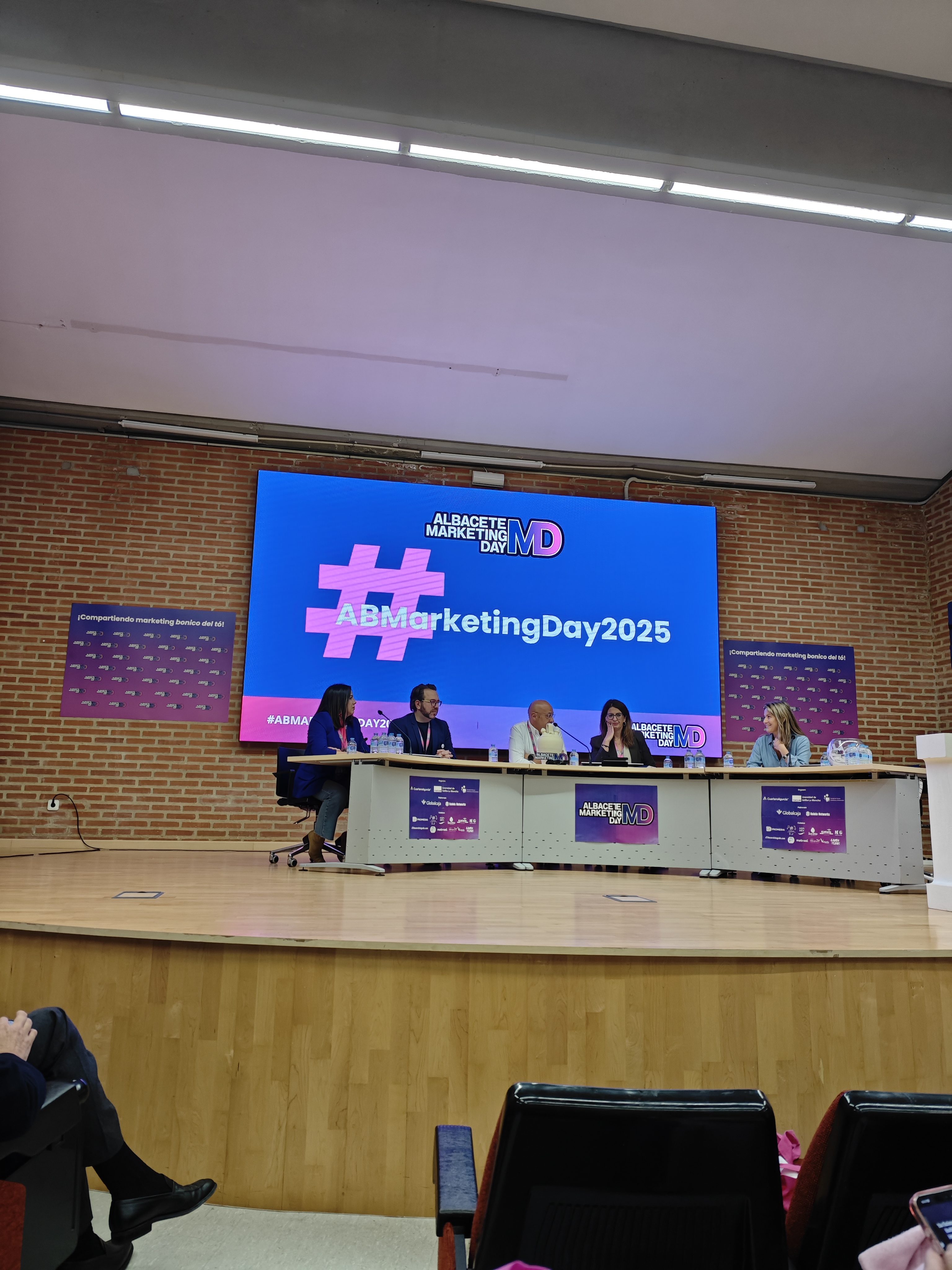 Escenario principal del Marketing Day Albacete 2025.